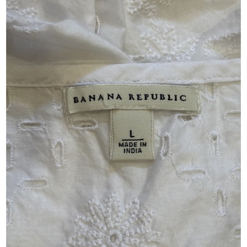 Banana Republic Shirt White Cotton Eyelet Large Dainty Peasant Red Velvet Trim - Picture 2 of 7